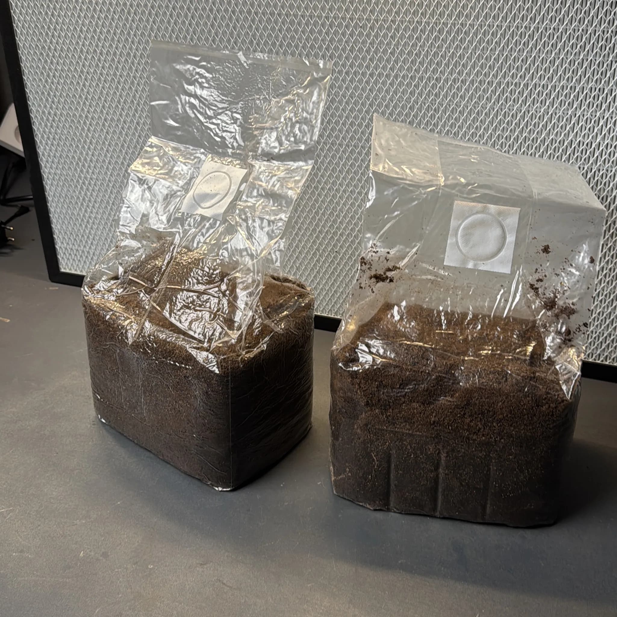 Ungeöffnetes Substrat im 2er-Set, wie es geliefert wird